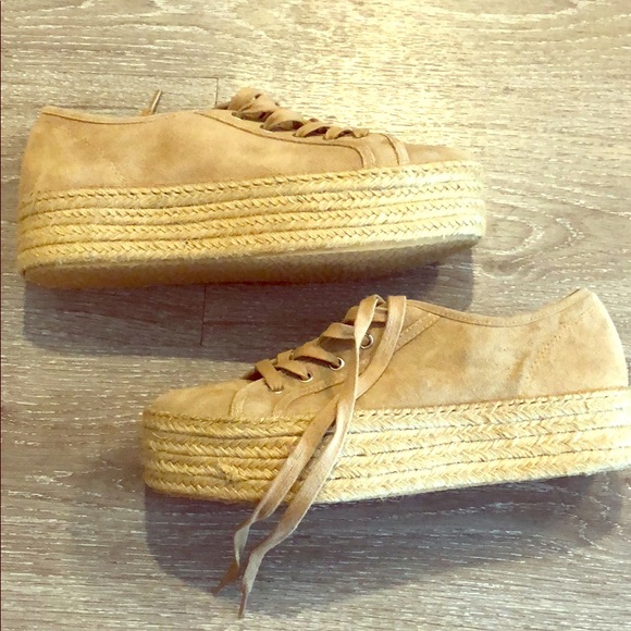 Steve Madden Shoes - Steve Madden Wedges - “The Hamptons”